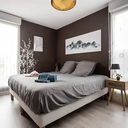 Appart Avec 3 Chambres Au Pied Du Tram Avec Internet ! Eysines Exterior photo