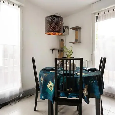 Appart Avec 3 Chambres Au Pied Du Tram Avec Internet ! Eysines Exterior photo