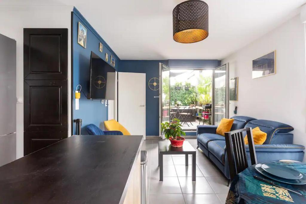 Avec 3 Au Pied Du Tram Avec Internet ! Apartment *