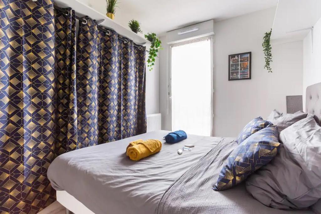 Avec 3 Au Pied Du Tram Avec Internet ! Apartment *